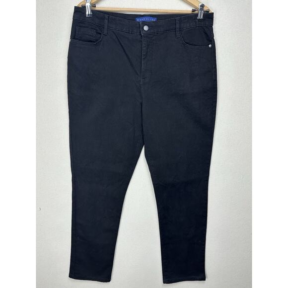 Bandolino “Amy” Black Straight Leg Denim Jeans Women's size 16 Preppy Classic - Picture 1 of 16